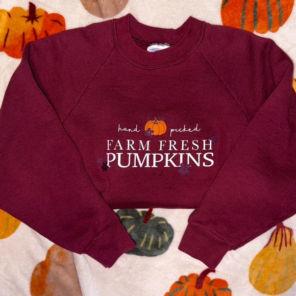 Thrifted fruit of the loom sweatshirt with custom fall design! - Picture 1 of 1